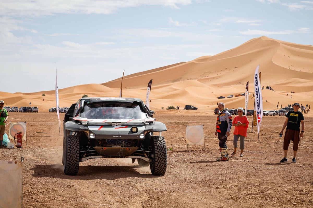 Nasser Al-Attiyah și Dacia Sandrider, imagini din 2025 // foto: Imago