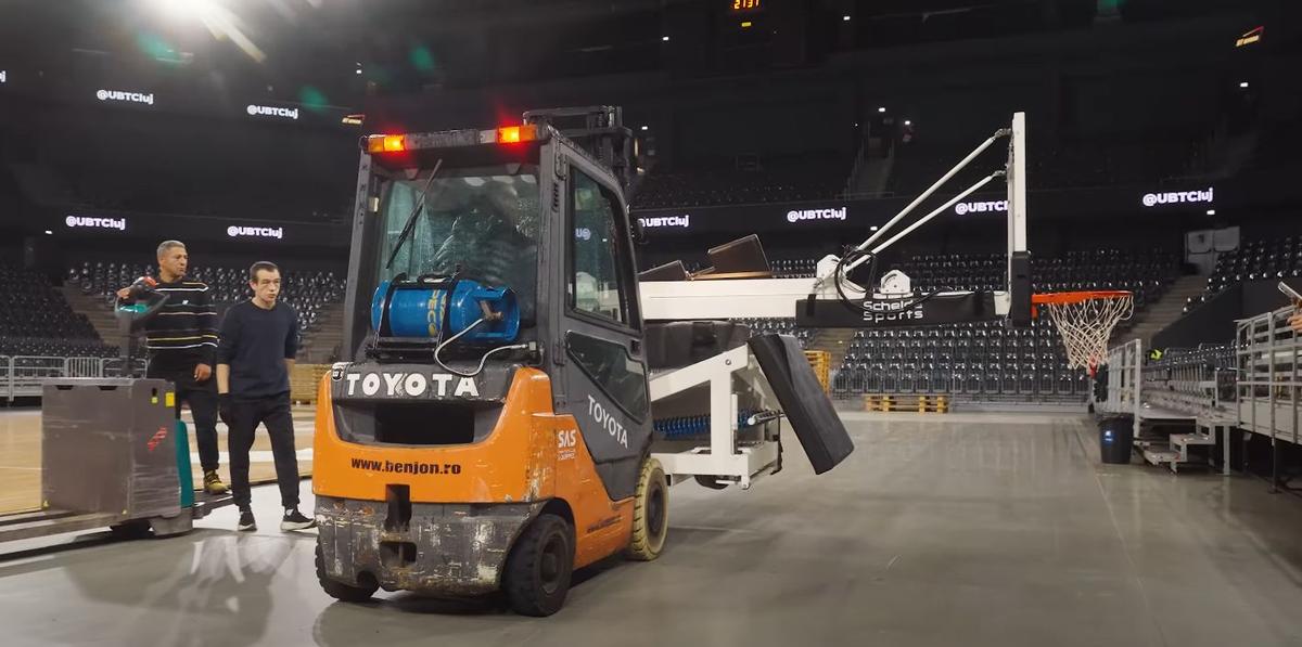 Turda Arena, transformată în mai puțin de 24 de ore pentru meciul lui U-BT Cluj-Napoca din EuroCup