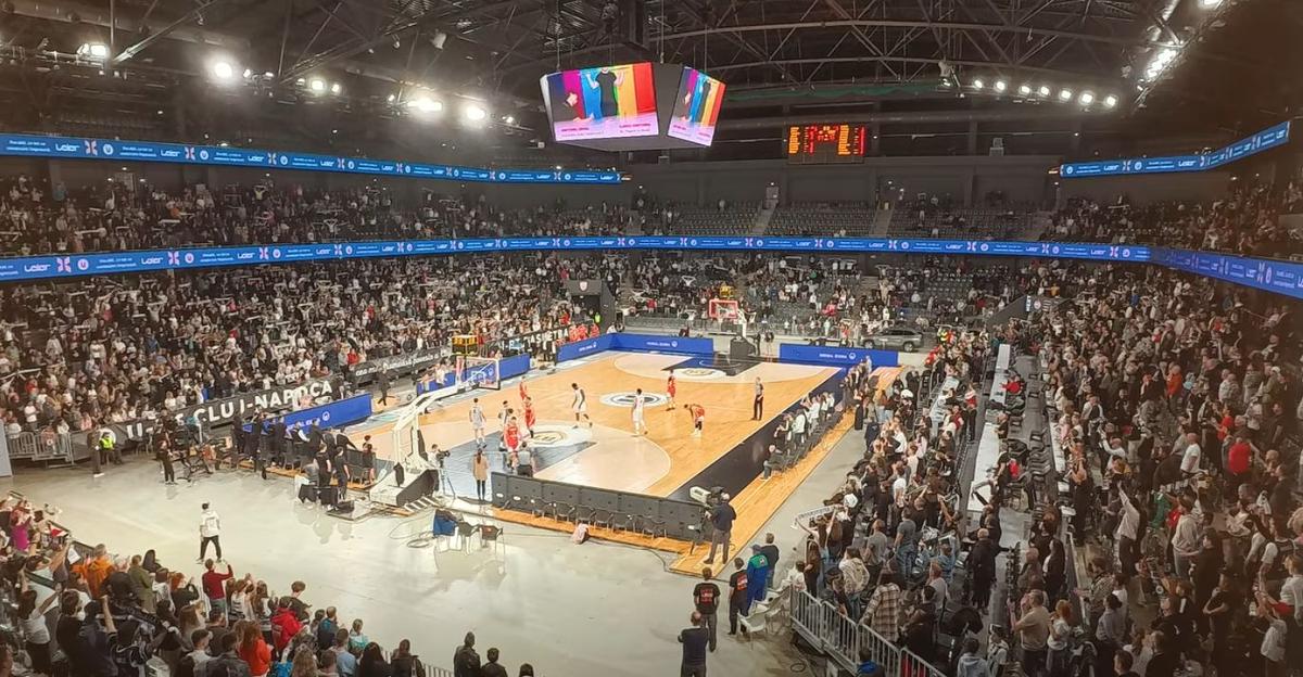 Turda Arena, transformată în mai puțin de 24 de ore pentru meciul lui U-BT Cluj-Napoca din EuroCup