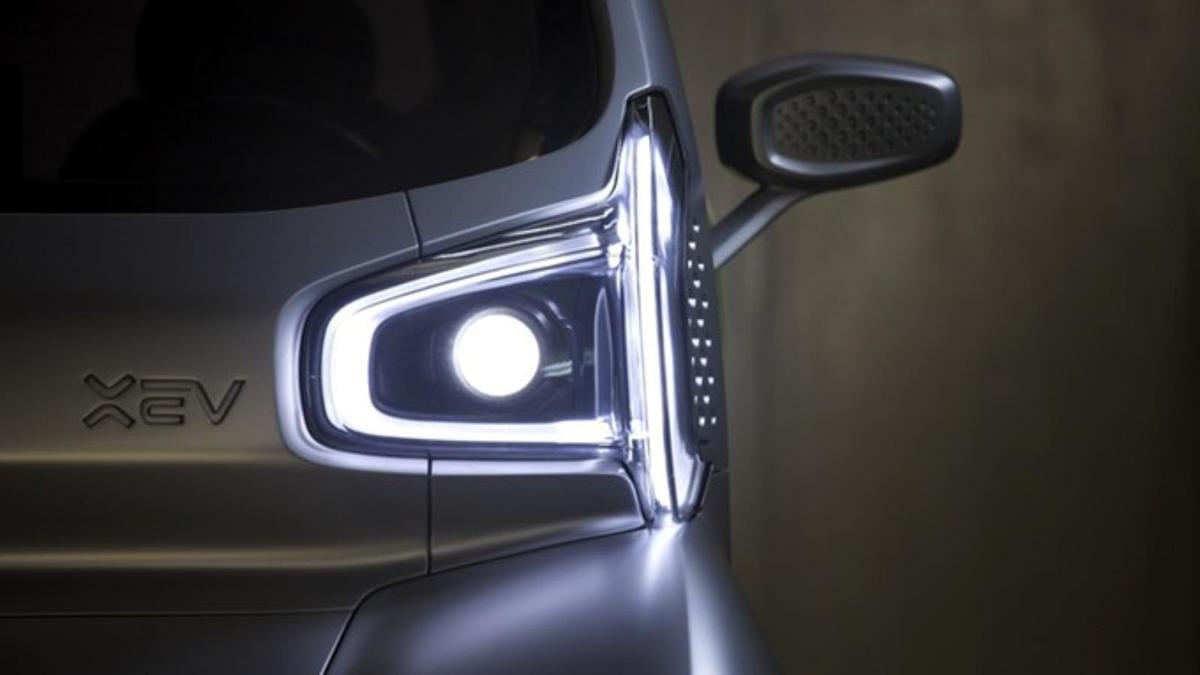 AUTO-BILD.RO // REVOLUȚIONAR! Prima mașină electrică fabricată la imprimantă 3D. Cât costă și ce promite