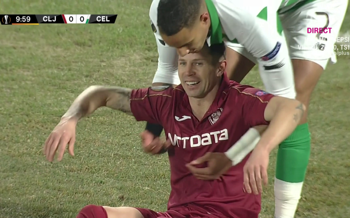 CFR CLUJ - CELTIC 2-0 // FOTO Ciprian Deac a cerut penalty în minutul 10! Decizia luată de turcul Halis Özkahya