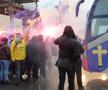 VIDEO + FOTO Torțe roș-albastre în ploaie » Suporterii lui FCSB le-au făcut o surpriză jucătorilor: imagini spectaculoase filmate azi în Berceni