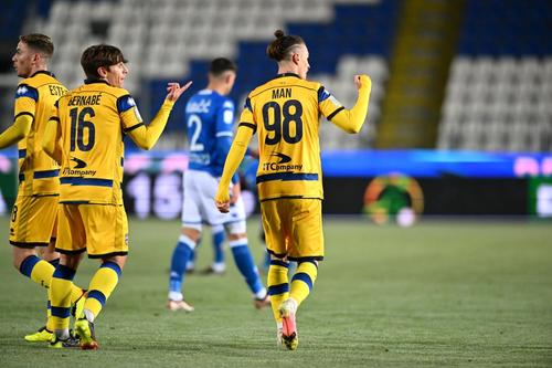 Dennis Man, gol pentru Parma FOTO: twitter.com/1913parmacalcio