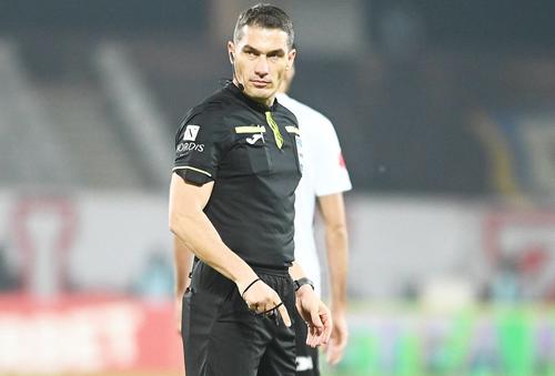 Istvan Kovacs a fost delegat la FCSB - CFR Cluj // foto: Imago Images