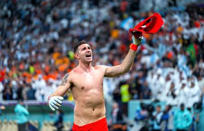 În urmă cu 4 ani era un simplu spectator, acum e eroul Argentinei » Premoniția avută de Emiliano Martinez, după Mondialul din 2018