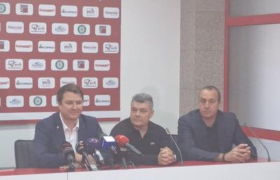 Dorit de PSG, antrenorul lui Dinamo, Xavi Pascual, și-a anunțat astăzi decizia