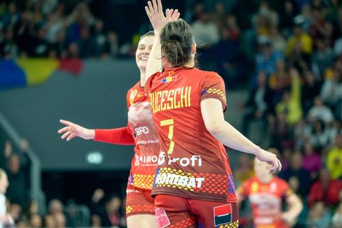 Eliza Buceschi (30 de ani), handbalista delor de la Rapid București, a transmis un mesaj după ce România a părăsit Campionatul Mondial. foto: Imago Images