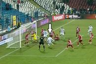 „N-am mai văzut așa ceva!” » Ratarea campionatului? Dorinel Munteanu, exasperat de tripla ocazie din prelungiri!