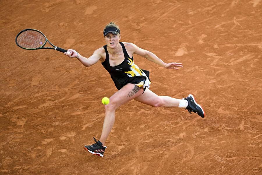 Elina Svitolina în acțiune la Roland Garros Foto Imago Iga Swiatek, învingătoare la Roland Garros și Turneul Campioanelor, declarată Jucătoarea Anului 2023