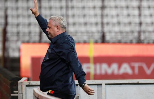 Editorial dur contra lui Marius Șumudică: „Președintele trebuie să fie atent la trucurile lui! Echipa n-are nevoie de alte transferuri, ar fi o rușine pentru banii clubului”