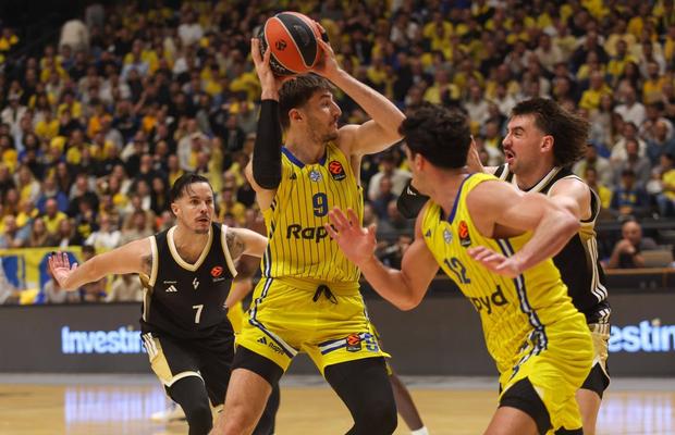 După doi ani și două luni, Maccabi Tel Aviv a jucat din nou acasă, în Euroligă: „O seară cu adevărat specială”