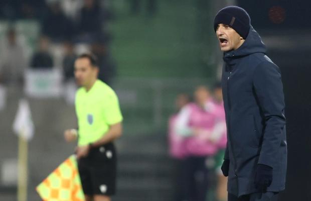 Răzvan Lucescu se ia de Horațiu Feșnic: „N-a existat niciun fault, ne-a doborât psihologic”