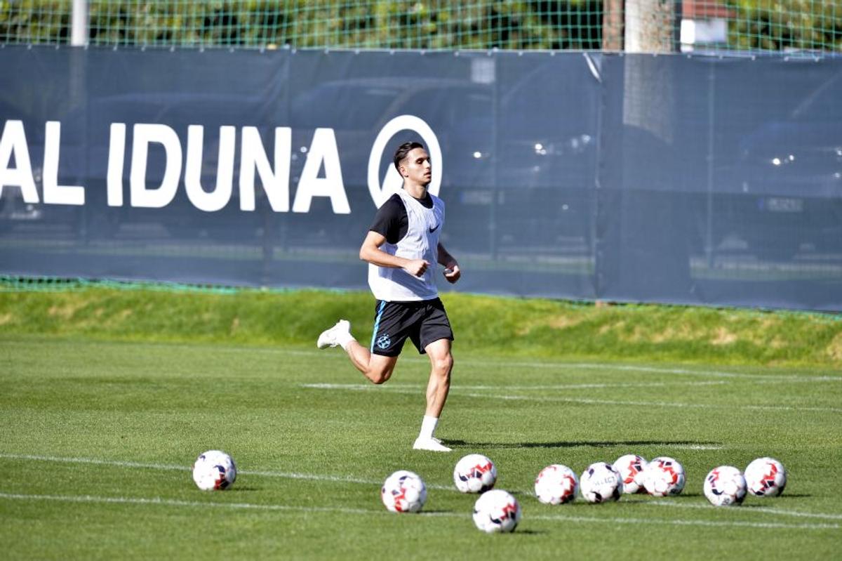 FCSB // VIDEO+FOTO 5 informații din cantonamentul roș-albaștrilor: Mihai Pintilii și-a intrat în noul rol + cum a fost primit Darius Olaru de colegi