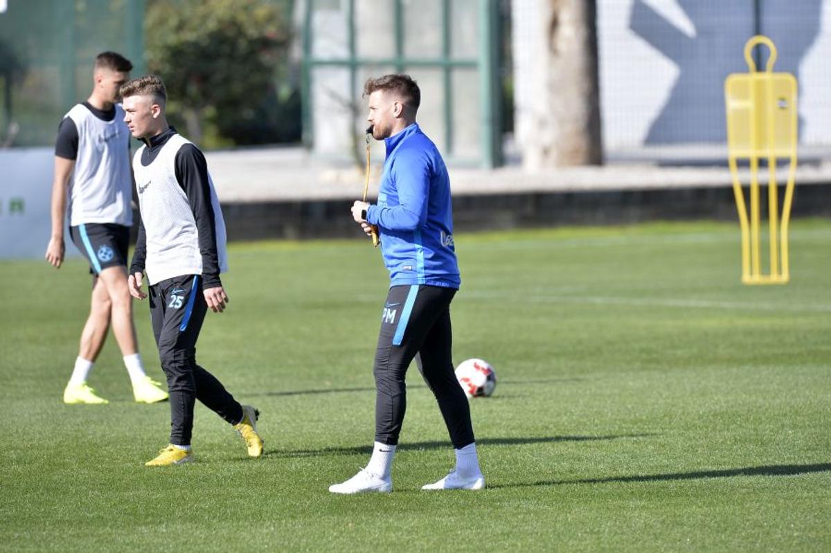 FCSB // VIDEO+FOTO 5 informații din cantonamentul roș-albaștrilor: Mihai Pintilii și-a intrat în noul rol + cum a fost primit Darius Olaru de colegi