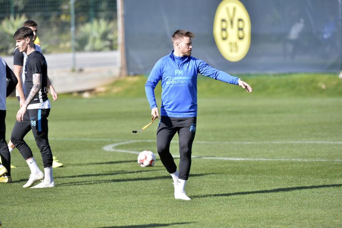 FCSB // VIDEO+FOTO 5 informații din cantonamentul roș-albaștrilor: Mihai Pintilii și-a intrat în noul rol + cum a fost primit Darius Olaru de colegi