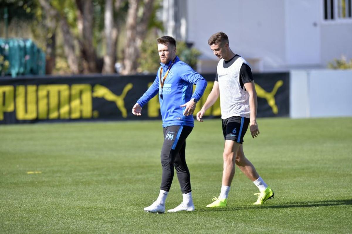 FCSB // VIDEO+FOTO 5 informații din cantonamentul roș-albaștrilor: Mihai Pintilii și-a intrat în noul rol + cum a fost primit Darius Olaru de colegi