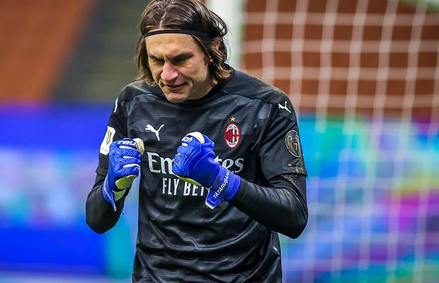 Șansă pentru Tătărușanu la AC Milan! Va fi titular după gafa făcută de Donnarumma