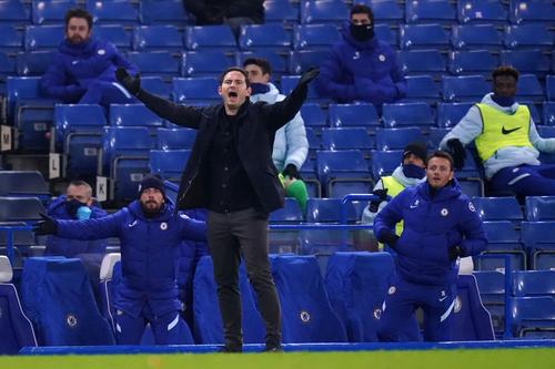 Probleme la Chelsea: Lampard presat, revine Grant?