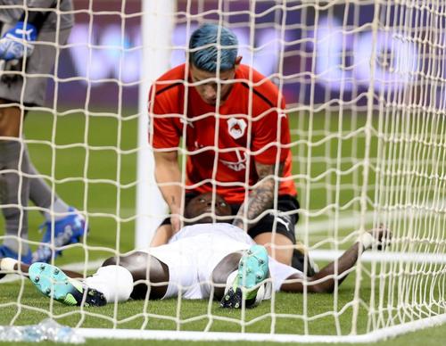 James Rodriguez i-a salvat viața lui Coulibaly!// FOTO-Twitter