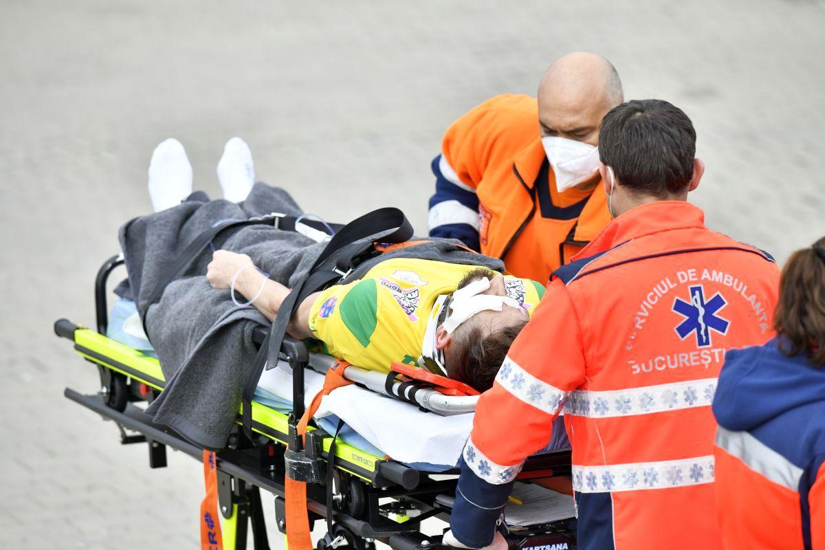 Starea fotbalistului băgat în spital de Mihai Eșanu: „Are mai multe fracturi și fisuri faciale”