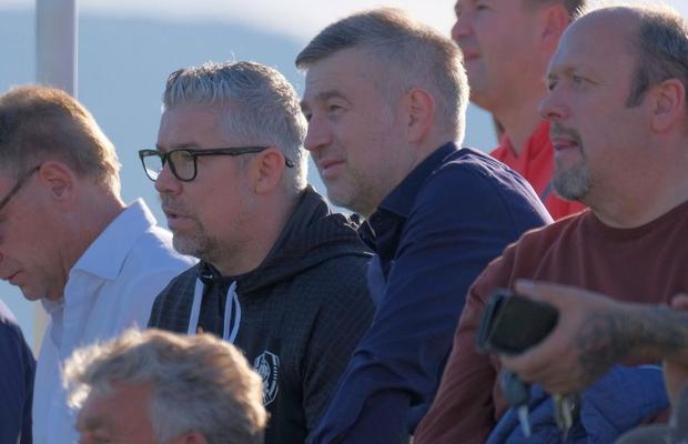 „Dispărut” o lună după Mondial, Edi Iordănescu a reapărut azi: la ce meci a fost văzut selecționerul