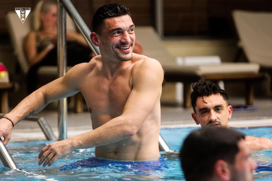 Claudiu spune că a ajuns să aprecieze cantonamentele din Antalya / FOTO: Facebook@ UTA Interviu amplu cu Claudiu Keșeru » A anunțat ultimul obiectiv înainte de retragerea din fotbal: „Mai fac asta și mă las”