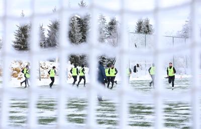 Ca în Epoca de gheață » Arbitrii sunt gata de reluarea Ligii 1, după ce-au dat testele la -10 grade Celsius. Două nume noi pe lista FIFA