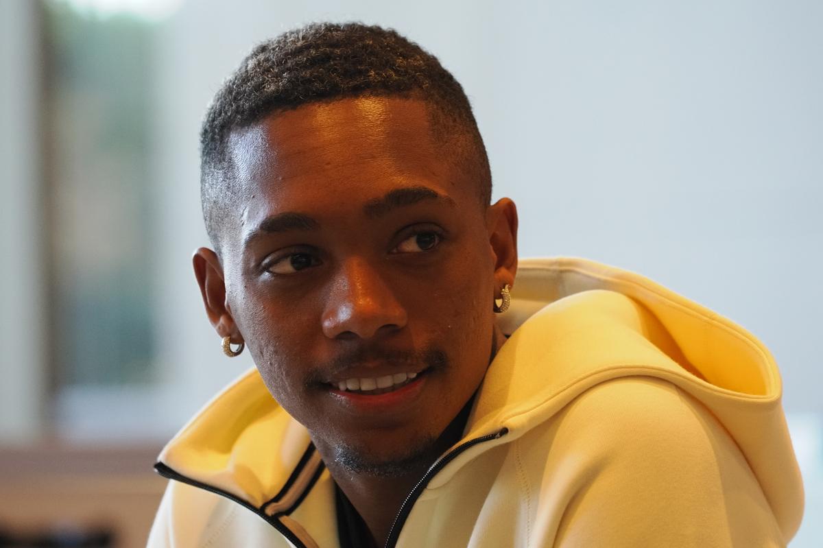 „Tot ce făceam era să plâng alături de soție” » Dialog emoționant cu Luis Phelipe, brazilianul luat de FCSB. Renăscut după depresie, la un pas să-i fie amputat piciorul + Lacrimi când a văzut surpriza pregătită de GSP