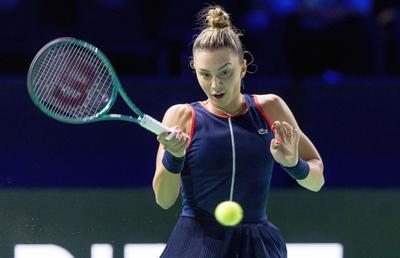 VICTORIE! Jaqueline Cristian s-a calificat în turul 2 la Australian Open » Românca a revenit fantastic în decisiv și s-a impus dramatic