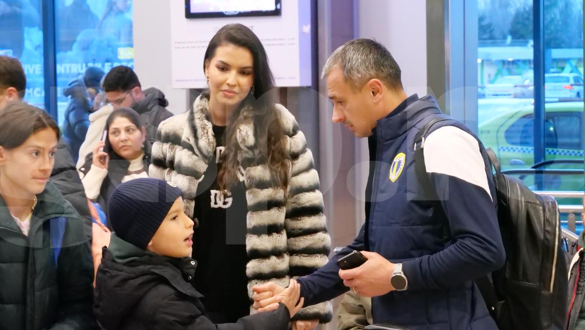 Adrian Mutu, primire pătimașă la revenirea din cantonament » Ce probleme au întâmpinat formațiile din Superligă la aeroport