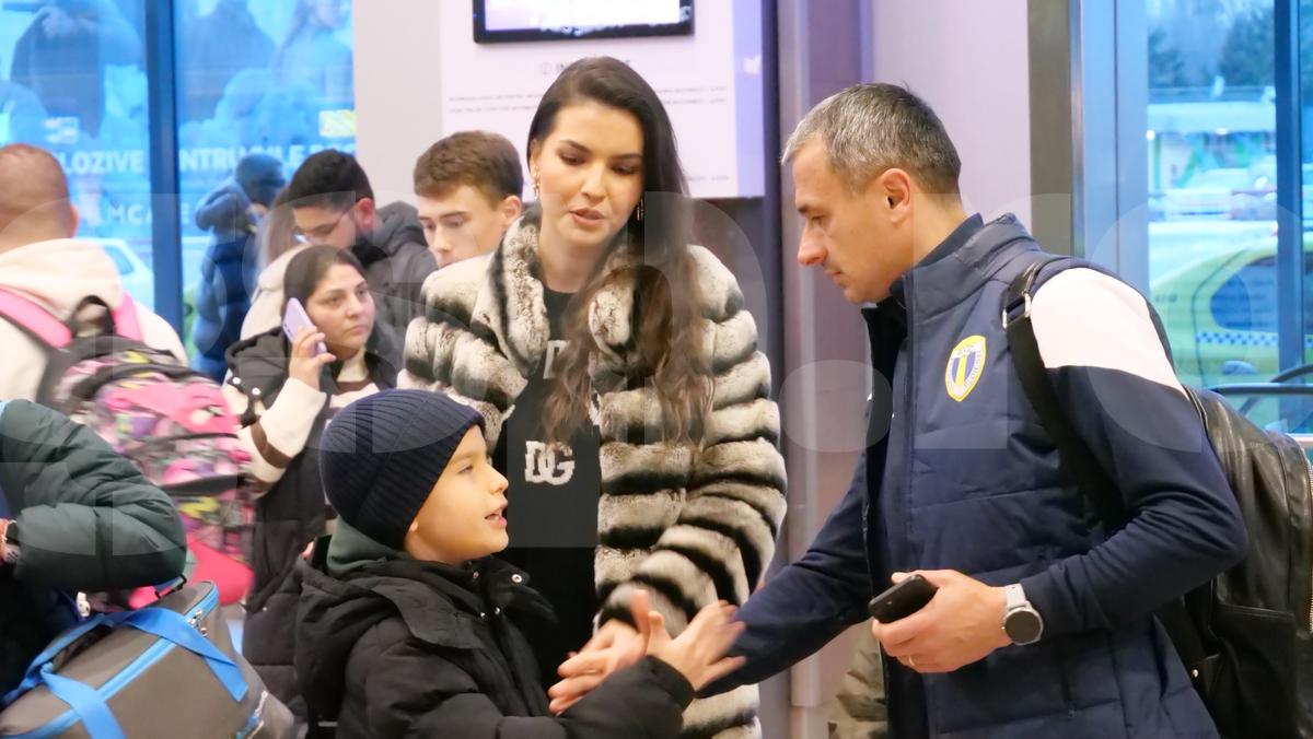Adrian Mutu, primire pătimașă la revenirea din cantonament » Ce probleme au întâmpinat formațiile din Superligă la aeroport