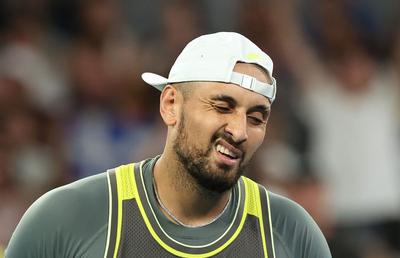 Nick Kyrgios, eliminat în primul tur la Australian Open! Un jucător din Top 10 a abandonat, din cauza unei dureri la șold
