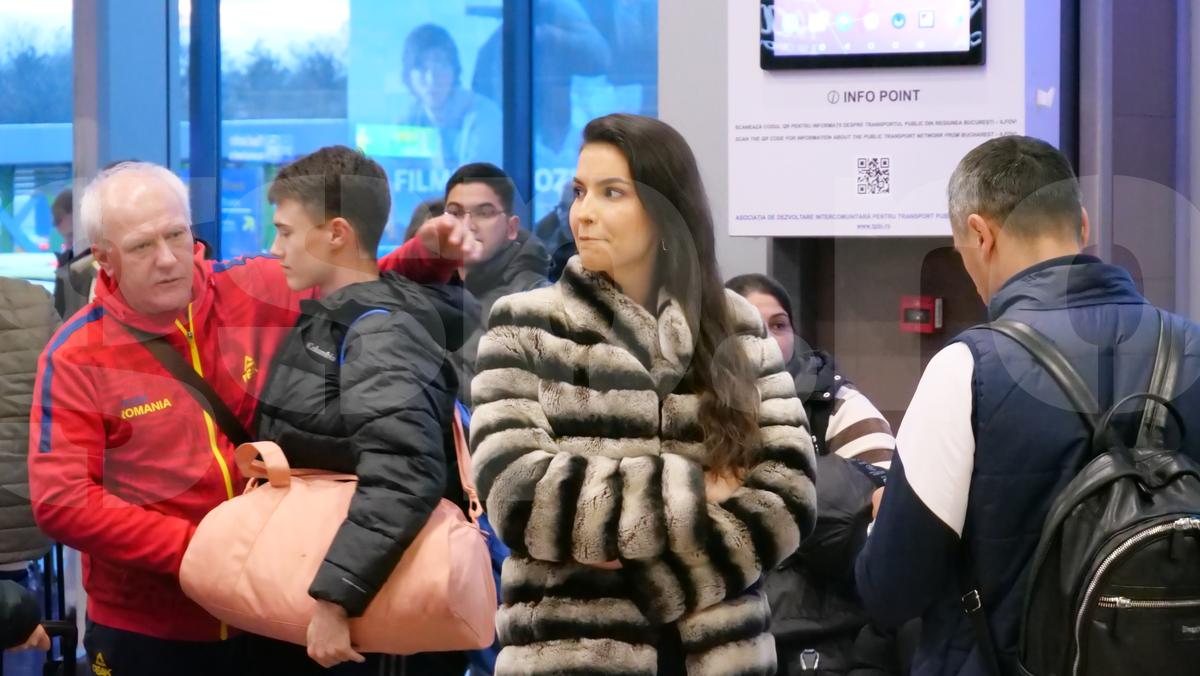 Adrian Mutu, primire pătimașă la revenirea din cantonament » Ce probleme au întâmpinat formațiile din Superligă la aeroport