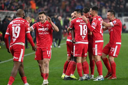 Răzvan Patriche (primul de la dreapta la stânga), foto: Imago Images