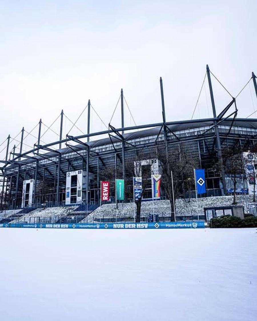 foto: Facebook - HSV Meci amânat în Bundesliga: „Risc structural la acoperișul stadionului”