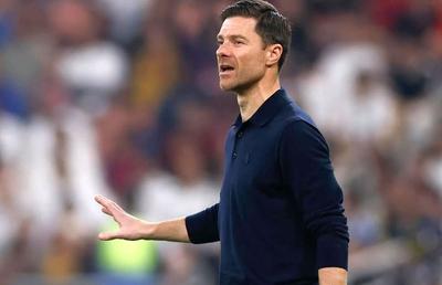 Oficial! Dino Toppmoller, dat afară de Eintracht » Clubul vrea să-l abordeze pe Xabi Alonso