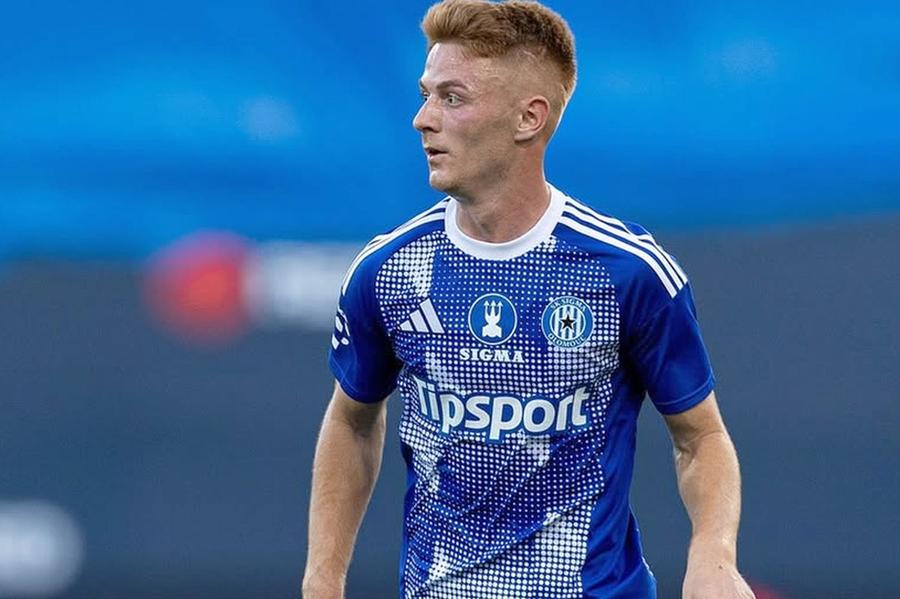 Confirmat: Andres Dumitrescu a semnat în România! Transfer definitiv