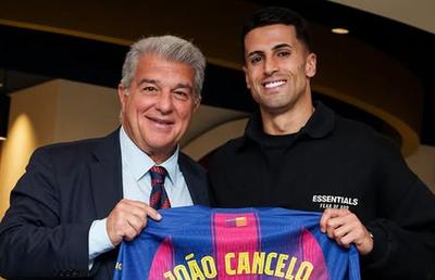 Jucătorul dorit de Cristi Chivu, prezentat oficial la Barcelona: „Sunt anumite locuri pe care nu le uiți”