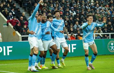 Manchester City e cu un pas pe Wembley » Victorie cu Newcastle în semifinala Cupei Ligii