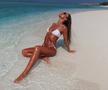 La 47 de ani, mama juniorului din Superligă a rămas în costum de baie și s-a tolănit pe șezlongul acoperit de zăpadă: „Ce zice băiatul tău?”
