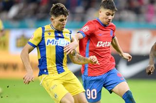 Se pregătesc actele! Rapid și Petrolul închid afacerea iernii