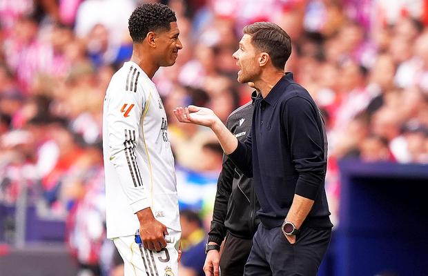Cei doi care au provocat demiterea lui Xabi Alonso! Apar noi detalii explozive + Reacția antrenorului la despărțire susține varianta