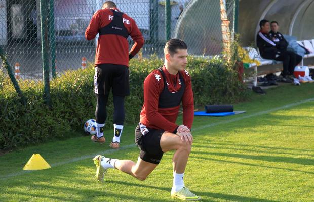 Rapid i-a stabilit prețul lui Alexandru Dobre: „Sunt multe cluburi interesate”