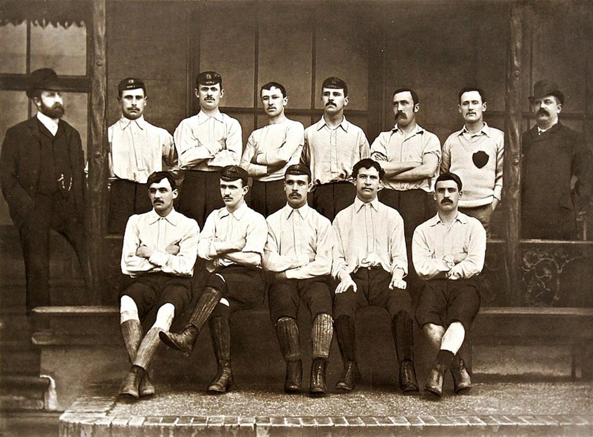 Retro GSP // VIDEO+FOTO Ziua când Regele interzicea "sportul rege"!