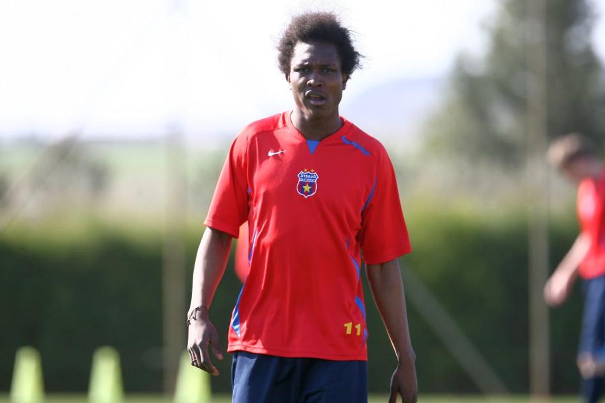 POLI IAȘI - CRAIOVA // Mircea Rednic despre noul transfer: „Habibou e în tribune. Semnează mâine!”