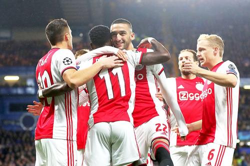 Ziyech, cu fața, foto: Guliver/gettyimages.com