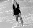 Adil Rami s-a lăudat colegilor că a făcut sex de 12 ori într-o noapte cu Pamela Anderson: „Toți băieții au fost interesați de cum era în pat”