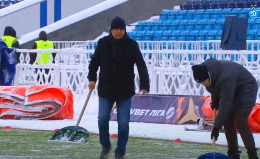 Mircea Lucescu (75 de ani) a oferit imaginile zilei, înaintea meciului dintre Dinamo Kiev și Olimpik Donețc, din runda cu numărul 14 a primei ligi din Ucraina.