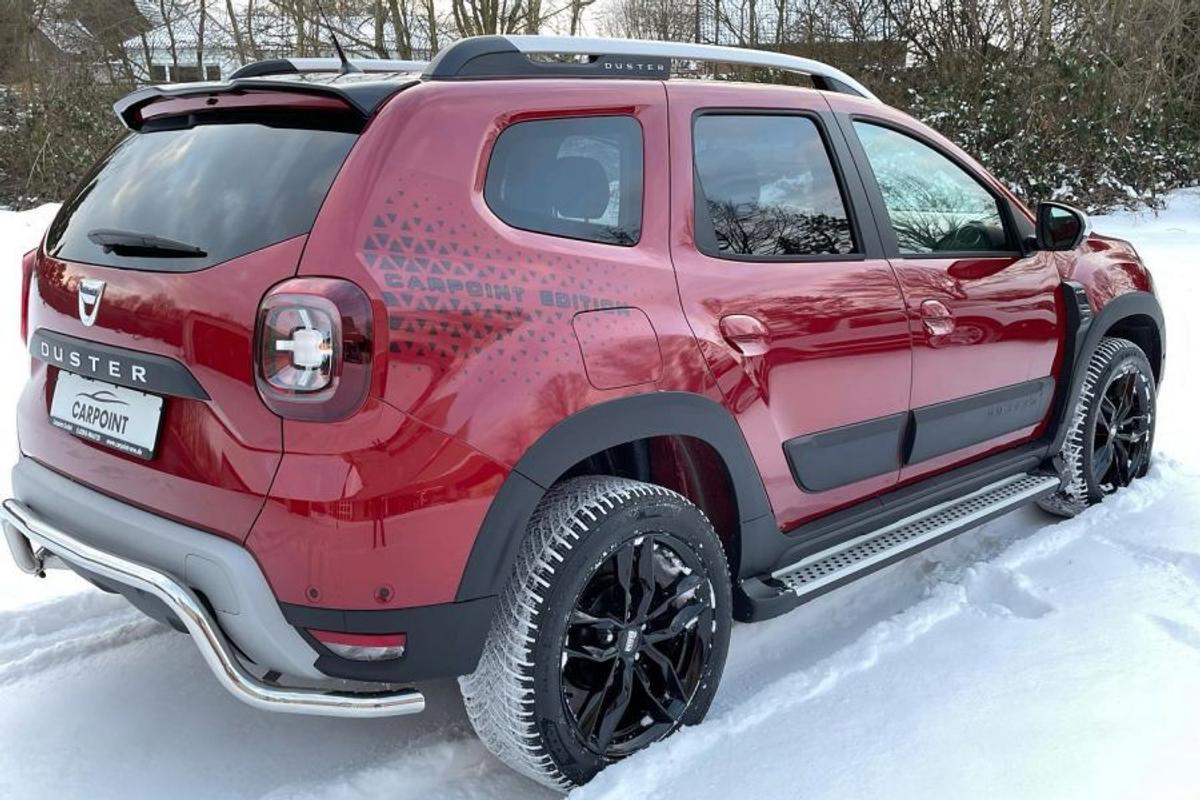 FOTO Cum au modificat nemții o Dacia Duster și o Dacia Logan: rezultatele sunt uimitoare