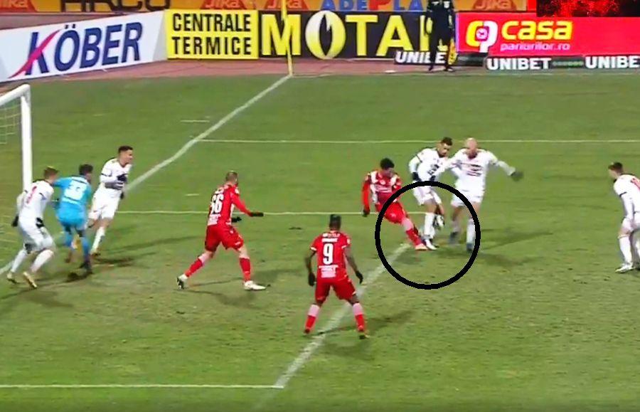 FOTO Nici „câinii” n-au știut! Balaj spune că Dinamo ar fi trebuit să primească un penalty în meciul cu Sepsi